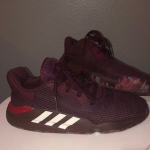 Men’s Adidas basketball shoes size 11